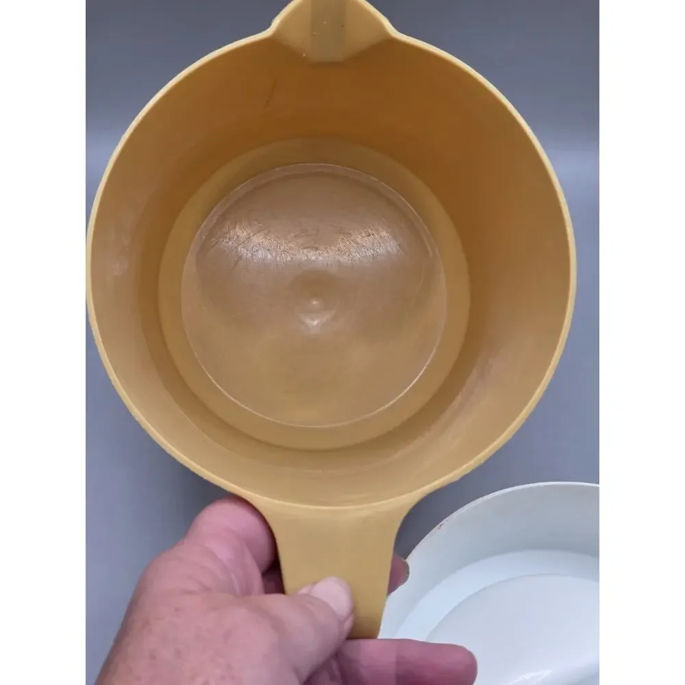 Rubbermaid vintage 1970s